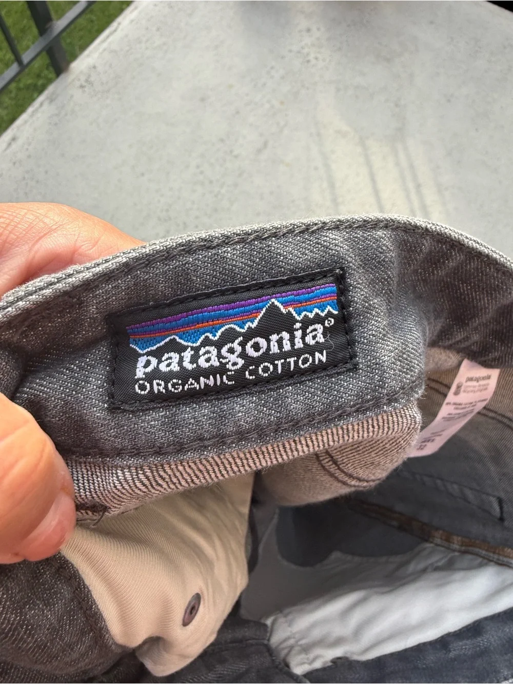 Patagonia Iron Clad Gray Organic Cotton Denim Jeans Men Size 32